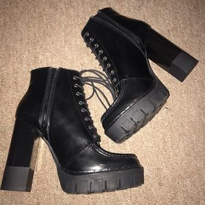 Lace-Up High Heel Ankle Boots With Track Soles